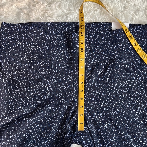 Lane Bryant Plus LIVI Navy Print Power Legging Capri Pants 22/24 - Picture 7 of 9